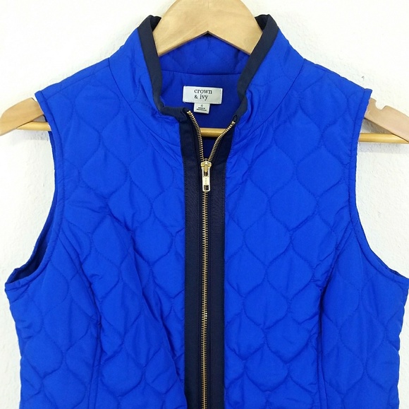 Crown & Ivy Blue Quilted Vest